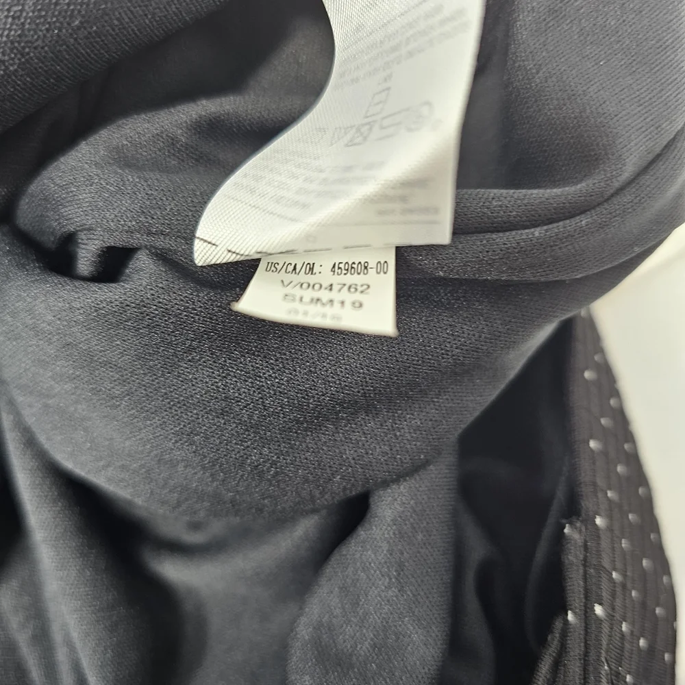 NWT Banana Republic Skirt Womens Size 0 Black Knee Length Textured Design Lined.